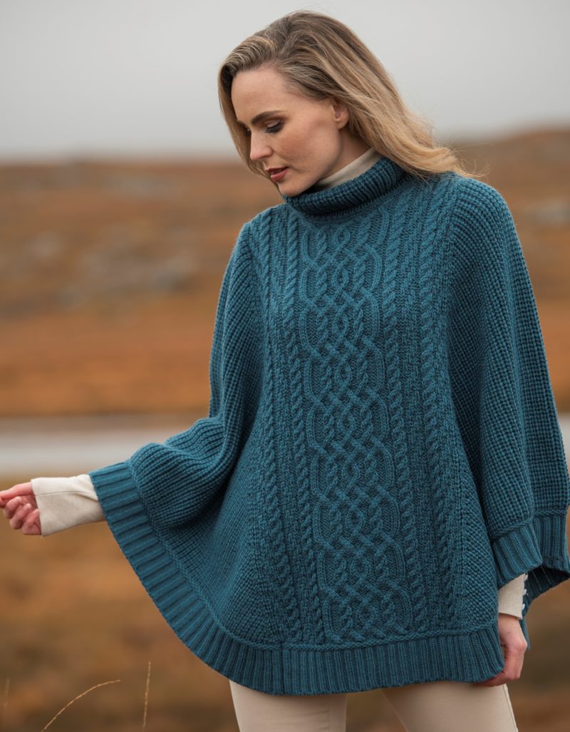 Poncho Aran Fisherman Knit